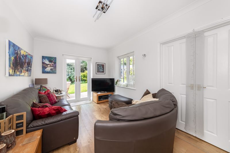 Living Room- click for photo gallery